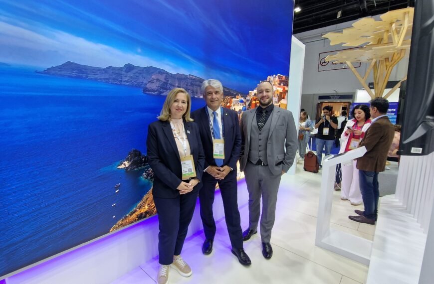 Arabian travel market eot santorini